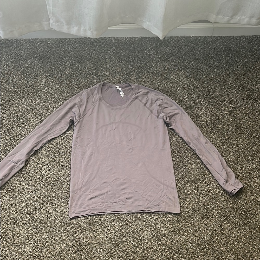 Lululemon top